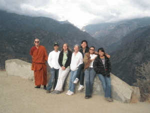 Bhikkhu Gunaratana, Umang, Prema, Bhadra, Opalina, Dharadina, and Chandramani at Kings Canyon.